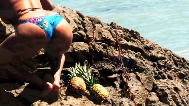 Diced Pineapples feat. Cubana Lust (Official Video) смотреть онлайн