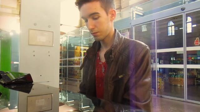 Geof' - Dernière Danse (Indila) Piano смотреть онлайн