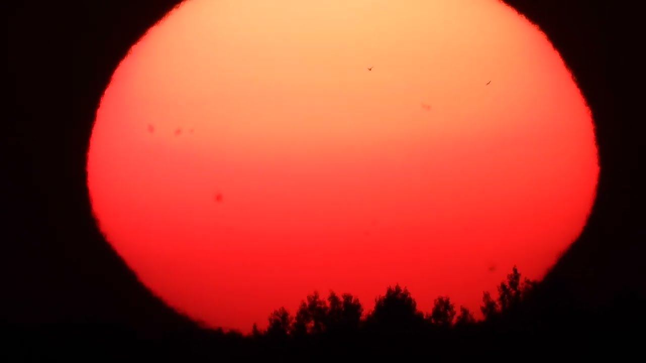 Большое Медленное Солнце смотреть онлайн