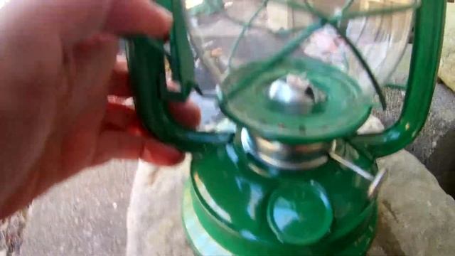 Kerosene Lantern for Heat and Light смотреть онлайн
