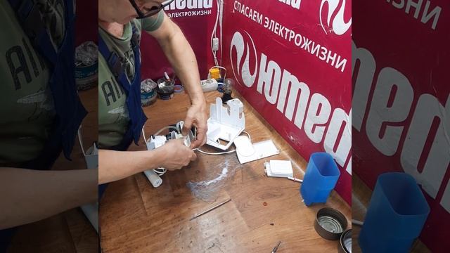 Гудит, но вода не течёт | Ремонт ирригатора BRAUN смотреть онлайн