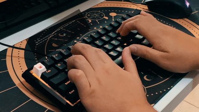 Vortexseries VX5 With Acrylic Sandwich Case Typing Sounds смотреть онлайн
