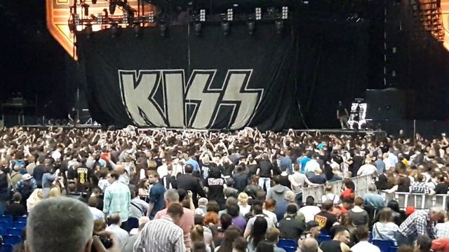 1 мая 2017 KISSWorldTour смотреть онлайн