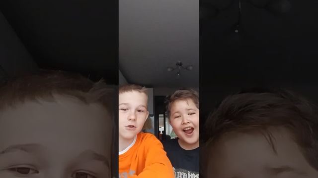 ЭТО САМЫЕ ОСТРЫЕ КОНФЕТЫ В МИРЕ ! * НАМ НЕ ХВАТИЛО ВОДЫ* смотреть онлайн