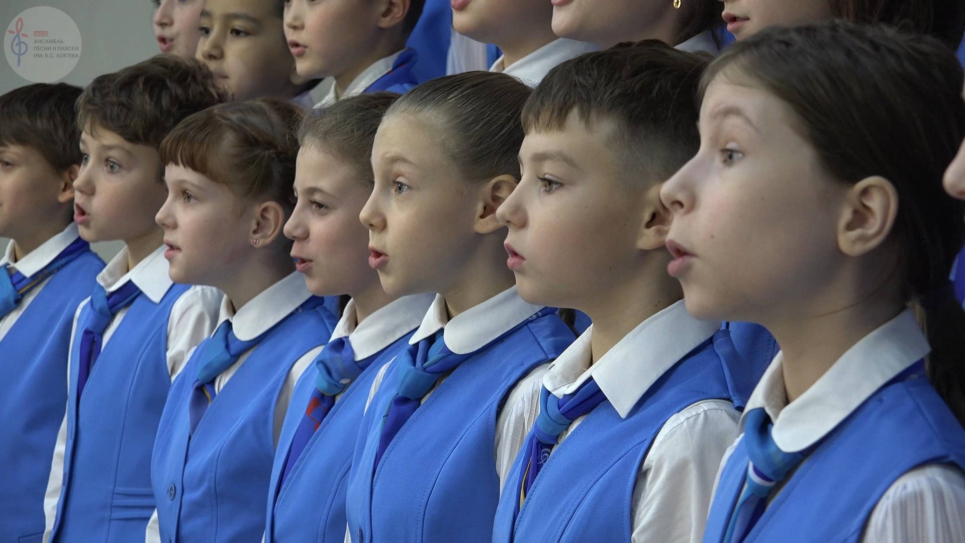 Такой хороший дед Хор Пионер Ансамбль Локтева Such a good grandfather Pioneer Choir Loktev Ensemble смотреть онлайн