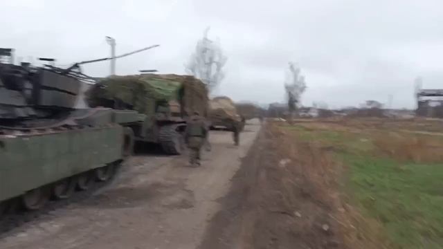 Очередной трофейный Абрамс. смотреть онлайн
