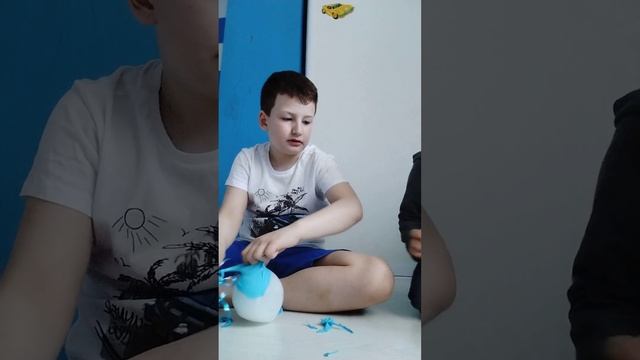 ломаем шар изо льда смотреть онлайн