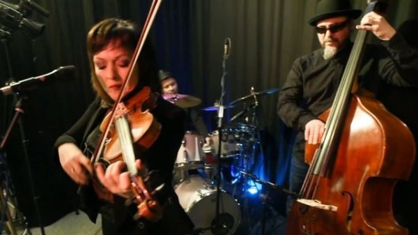 Strannik (Странник - jazz4play feat Natascha Grin