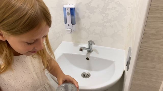 вірш "Стакан воды" Вірсавія Скоць смотреть онлайн