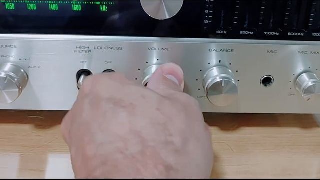 JVC VR-5525 Vintage Receiver (owner: Shawn P.) смотреть онлайн