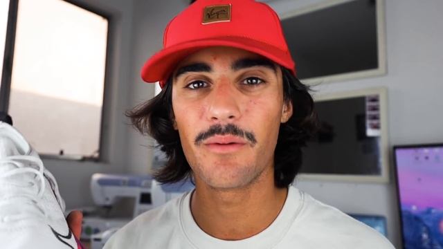 NIKE TEMPO NEXT% REVIEW!! смотреть онлайн