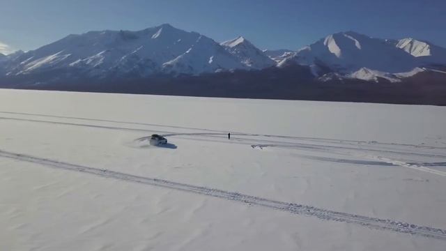 По льду Байкала. смотреть онлайн