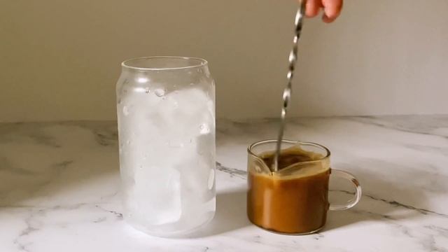 Caramel latte with cold foam смотреть онлайн
