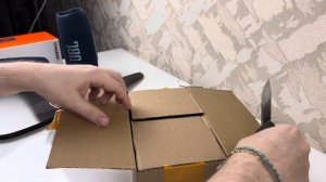 Купил на ОЗОНЕ OZON не оригинальный JBL charge5, февраль 2024, за 8600 т.р.