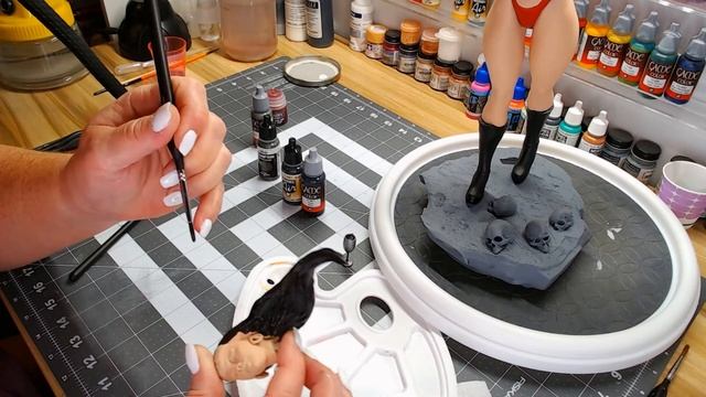 Painting 1:6 Scale Vampirella Part 2 Hair, Goblet and hang out - 1:6 Scale Figure Painting смотреть онлайн