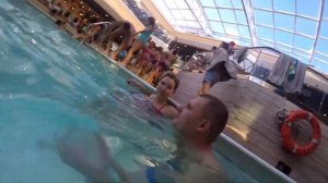 БАССЕЙН НА КРУИЗНОМ ЛАЙНЕРЕ