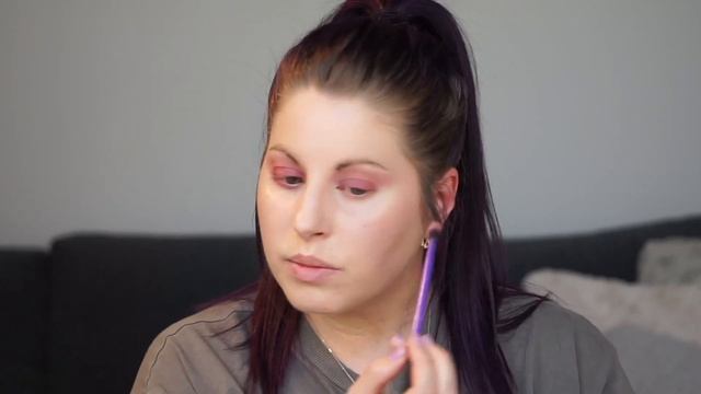 Première impression du pigment crème de Danessa Myricks 3 en 1...vraiment ??? смотреть онлайн