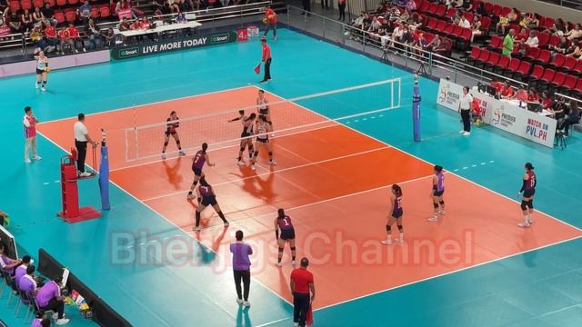SEMI FINALS CREAMLINE COOL SMASHERS VS CHOCO MUCHO FLYING TITANS SET 1 VOLLEYBALL April 30, 2024 смотреть онлайн