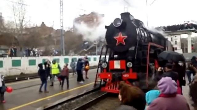встречаем паровоз на ст. Пермь-1 смотреть онлайн