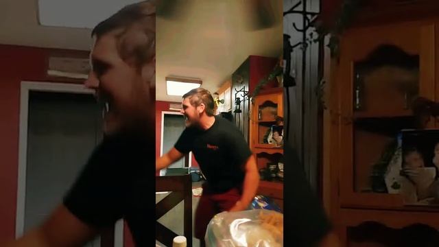 Sucking helium смотреть онлайн