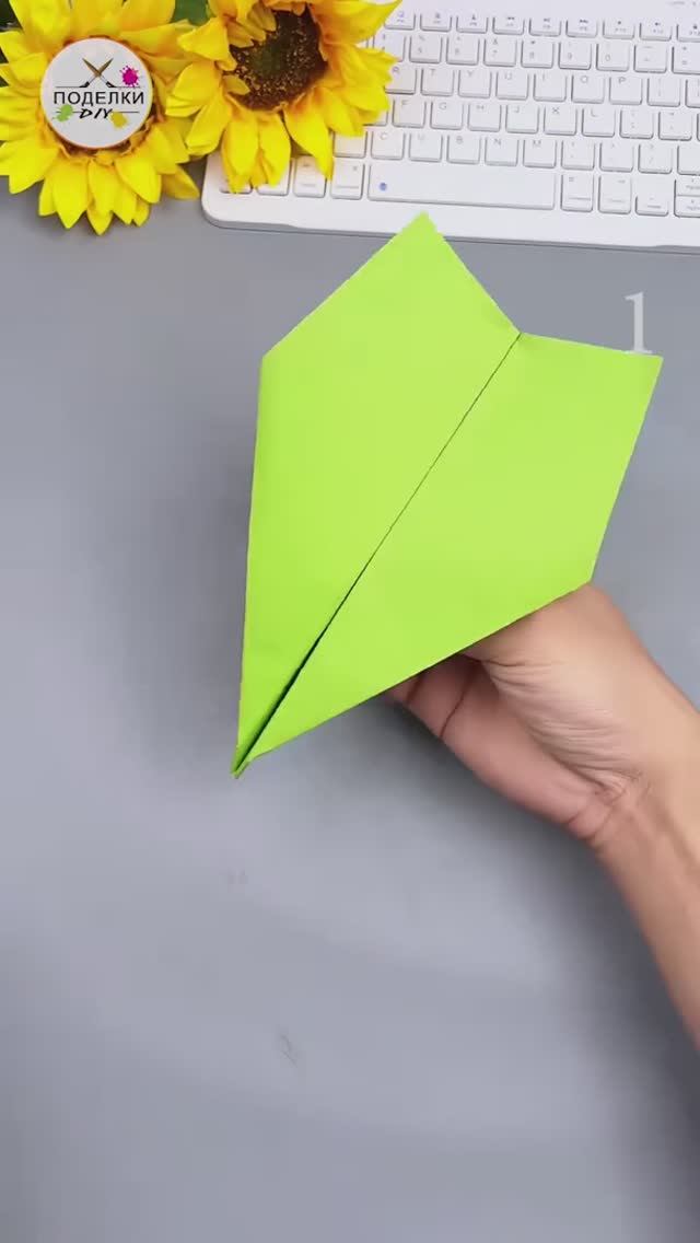 Как сделать Самолет из бумаги, который летает. 3 Оригами Летающих Самолетика из А4 для детей смотреть онлайн