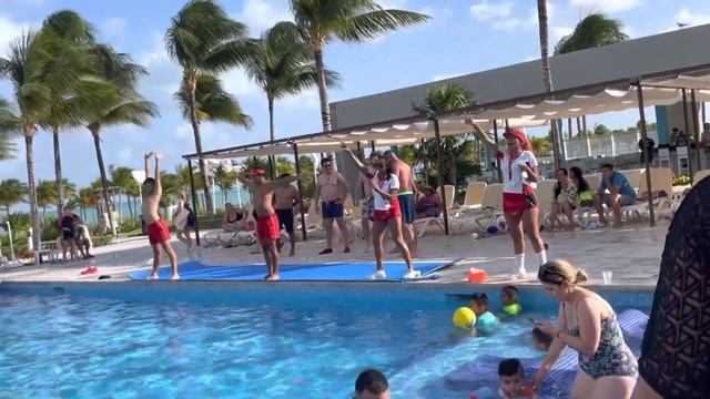 Papá de Santi y Sebas concurso, en el hotel Riu Dunamar Parte 1 смотреть онлайн