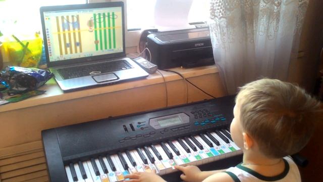 Ivan 3,6 - lesson 113 - Hot Cross Buns - Soft Mozart смотреть онлайн