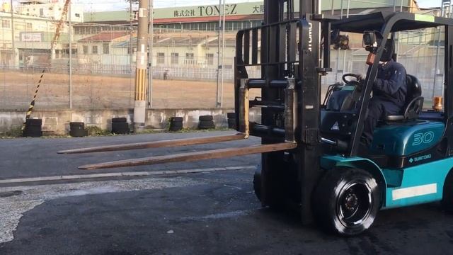 Xe nâng Nhật bãi giá rẻ : Sumitomo 3 tấn, sx 2010, dịch càng, giá rẻ. Lh : 0941763133 смотреть онлайн