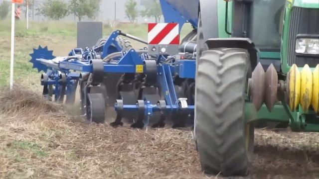 DEMCO Köckerling Ultima CS 400 - Ing. Jan Hodoval Ph.D. - Počaply u Terezína - předání nového stroj смотреть онлайн