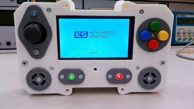 Rasperry Pi powered portable gaming console смотреть онлайн