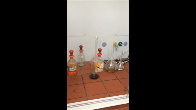 Bepaling van het koolstofgehalte en pH-KCl labo смотреть онлайн