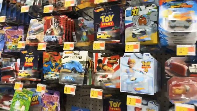 Hot Wheels Peg Hunt | Saturday Night Score! смотреть онлайн