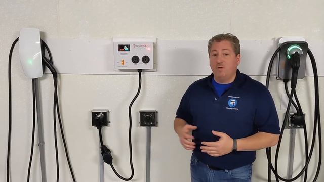 Tom Moloughney Reviews the Splitvolt Splitter Switch смотреть онлайн