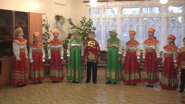 Открытый урок Фроловой Л. Л. "Жанровое разнообразие репертуара ансамбля народлной песни. смотреть онлайн