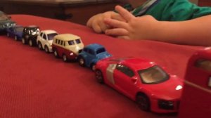 Мультики про машинки для мальчиков (Автопарк, играем в машинки)