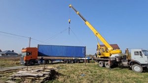 1 апреля 2024 г. Установка морского контейнера 40 футов на участок.