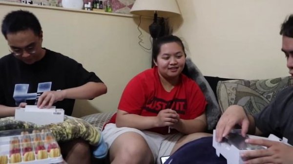 THEY BOUGHT 3 NINTENDO SWITCH LITES! | Benjie Sibucao