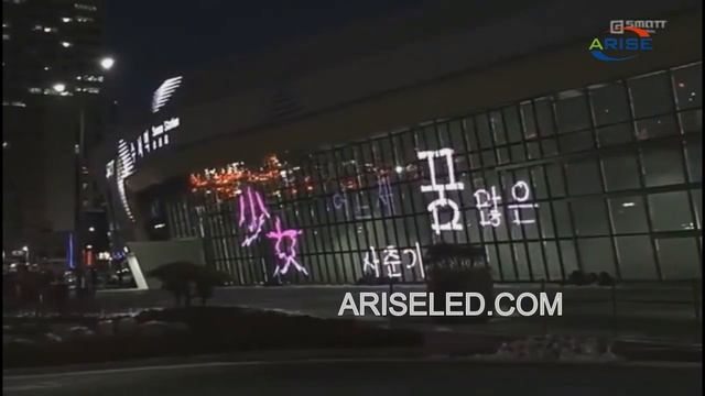 Full color P3.91 500x1000mm Transparent Glass Led Display for Window, Super High Refresh Rate High смотреть онлайн