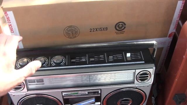 How I packed these boombox I sold Victor RC-550 & My favorite size Quasar GX3632 смотреть онлайн