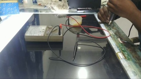 HKC 32'' pt320at01-1-xc-2