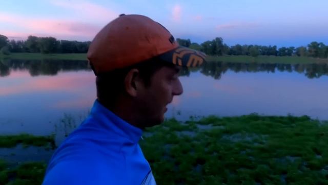 АХТУБА Рыбалка на жмых и саранчу Ловля сазана и сома смотреть онлайн