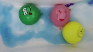 Лопаем воздушные шарики с водой Учим цвета