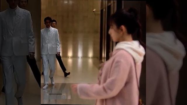 Он нашел ее #дорама #дорамы #кино #серии смотреть онлайн