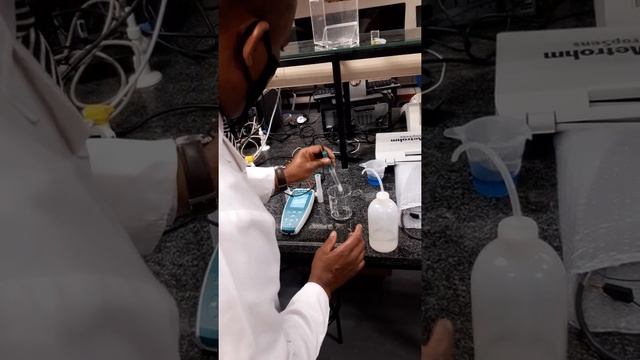 Calibration of the pH meter by a metrohm sales technician. смотреть онлайн