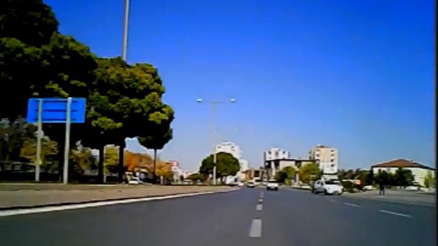 Dome Y900 - Gündüz çekimi - Arka kamera смотреть онлайн