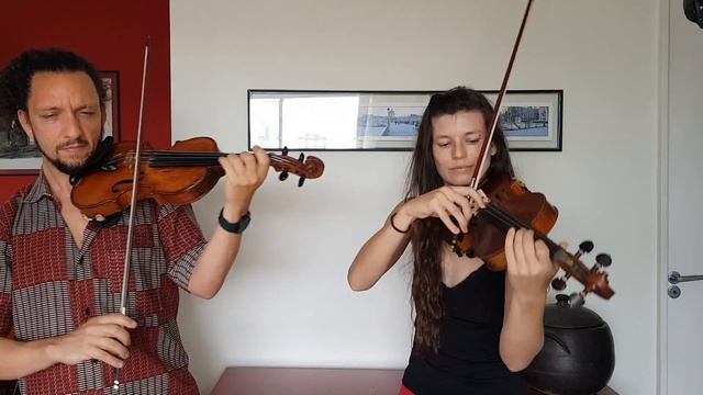 Seu Domingos (R.Herz) - Vanille Goovaerts e Ricardo Herz - violinos, violins, violons смотреть онлайн