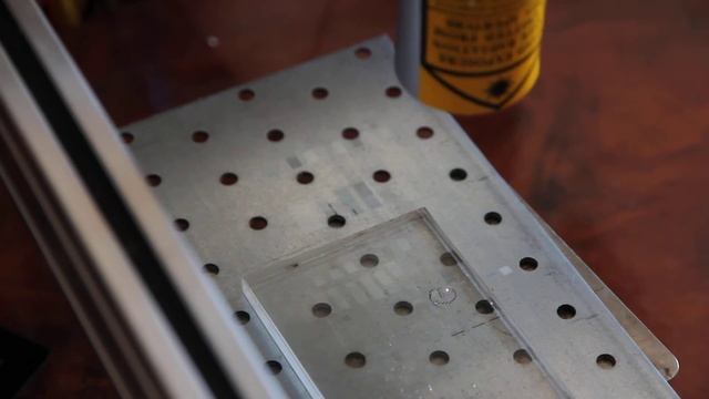 Laser engraving on a transparent acrylic / plexiglass / plastics using a 10 watt Nd:YAG DPSS laser смотреть онлайн