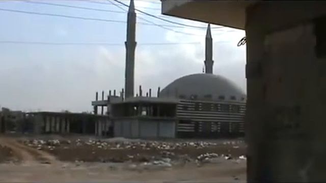 Syria - Homs - Baba Amr - 20111012 - Army blasts as dictator blitzkrieg continues in the region смотреть онлайн