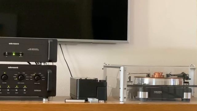 BENZ micro LP MC Cartridge, McIntosh 275. Micro Seiki RX-1500 Turntable. Tannoy Red 12" Speakers. смотреть онлайн