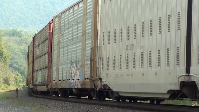 CSX 409 5499 SB Autorack Iona Island NY смотреть онлайн